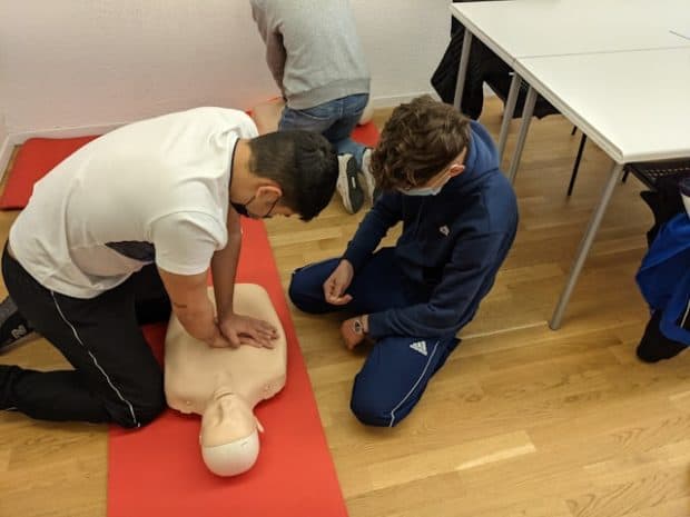 CPR training for franchise risk management
